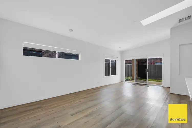 Second view of Homely house listing, 15 Merapi Grove, Truganina VIC 3029
