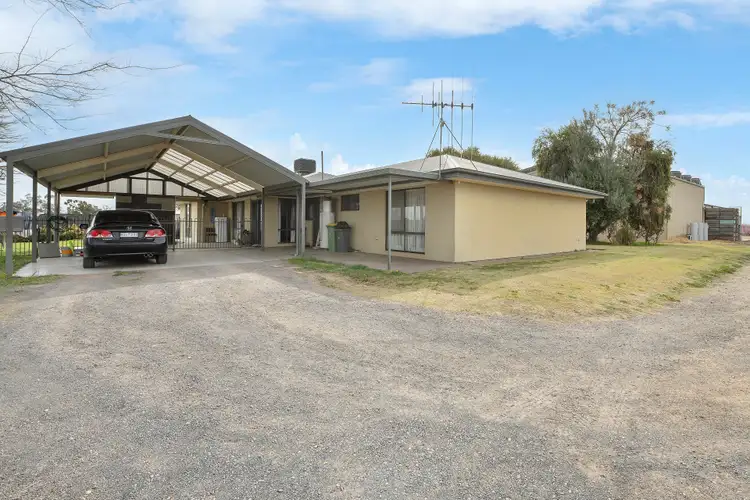 483 Chillingollah Road, Woorinen VIC 3589