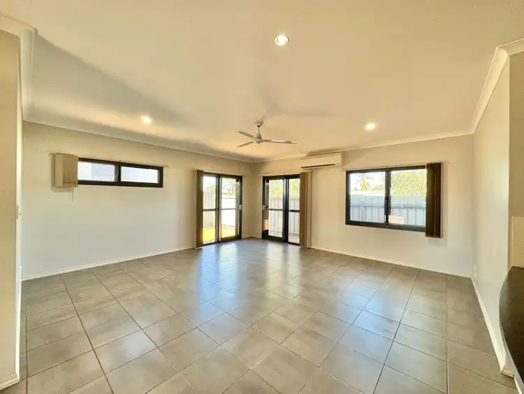 2/4 Buoy Close, South Hedland WA 6722