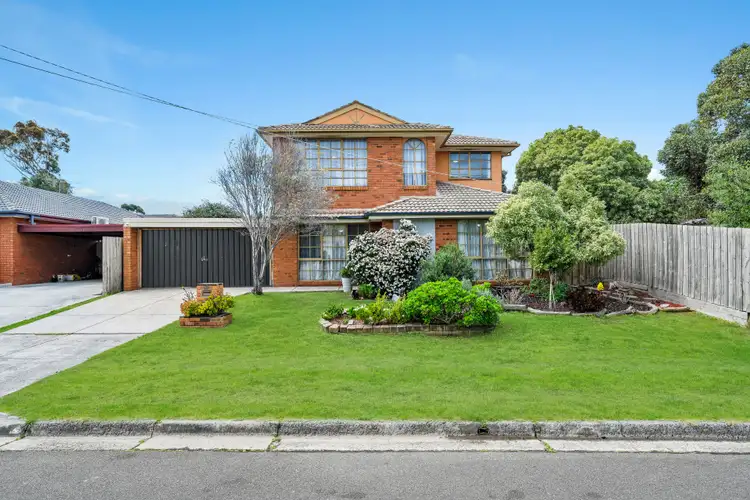 4 Falcon Court, Carrum Downs VIC 3201