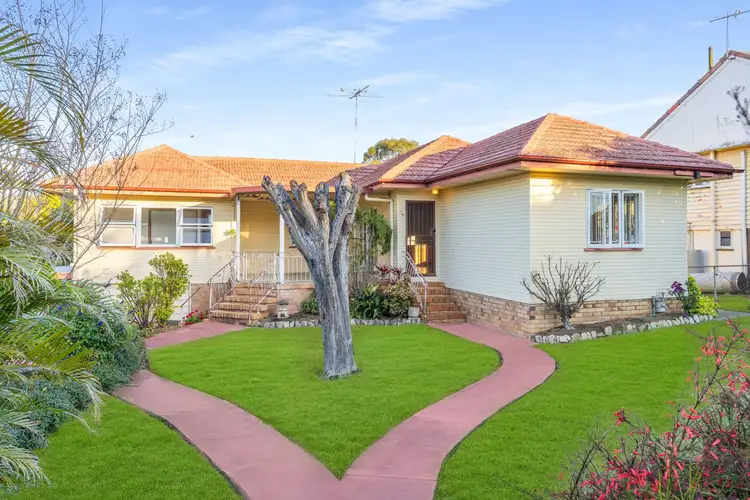 16 Queensthorpe Street, Tarragindi QLD 4121
