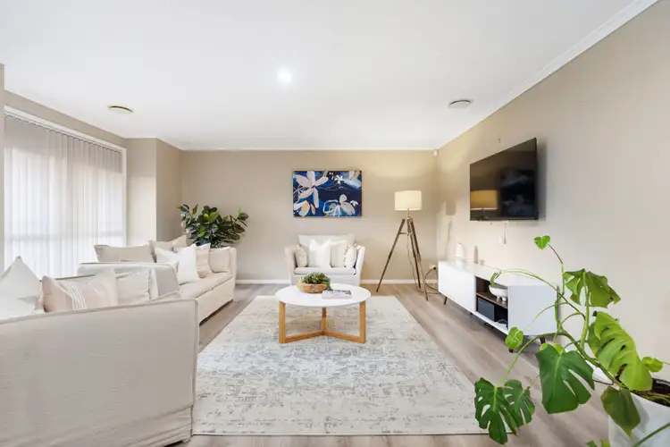 7 Fairbairn Street, Glenroy NSW 2640