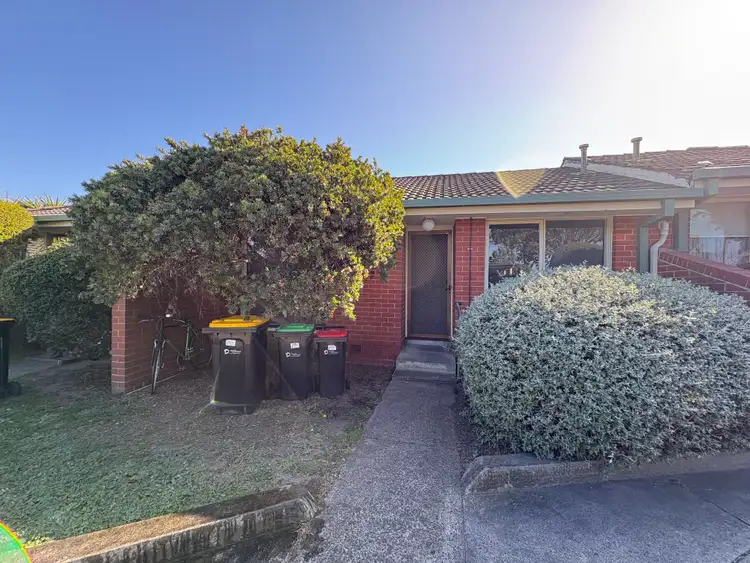 2/9 Rhoden Court, Dandenong North VIC 3175