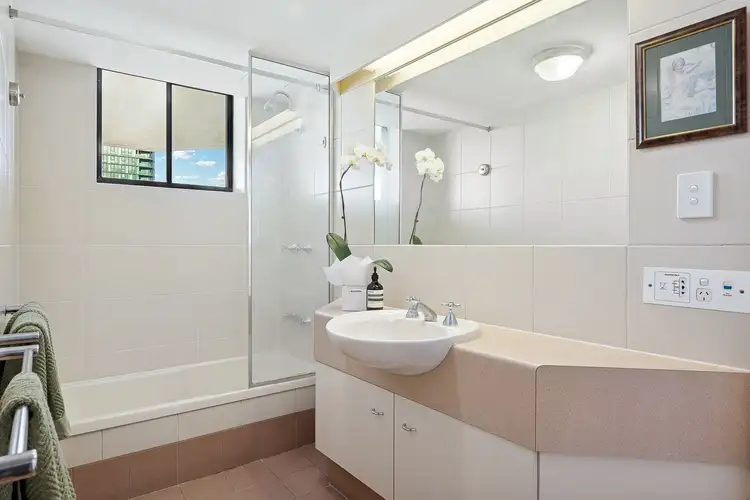 Sixth view of Homely apartment listing, 1208/44 Ferry Street, Kangaroo Point QLD 4169