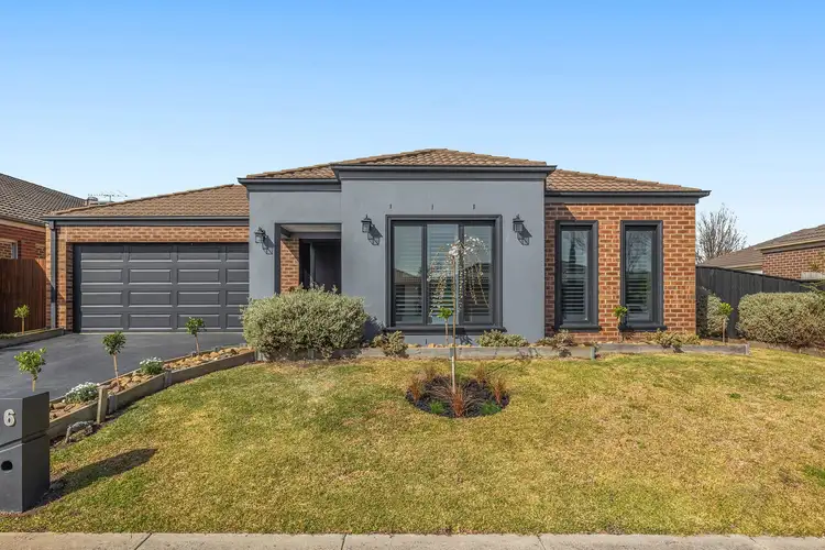 6 Honey Court, Berwick VIC 3806
