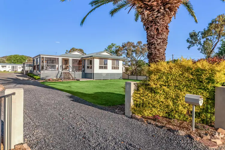 5 Talc Street, Stanthorpe QLD 4380