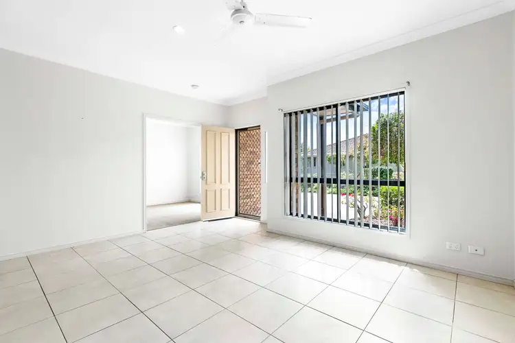 Fourth view of Homely unit listing, 24/142-146 Elizabeth Street, Urangan QLD 4655