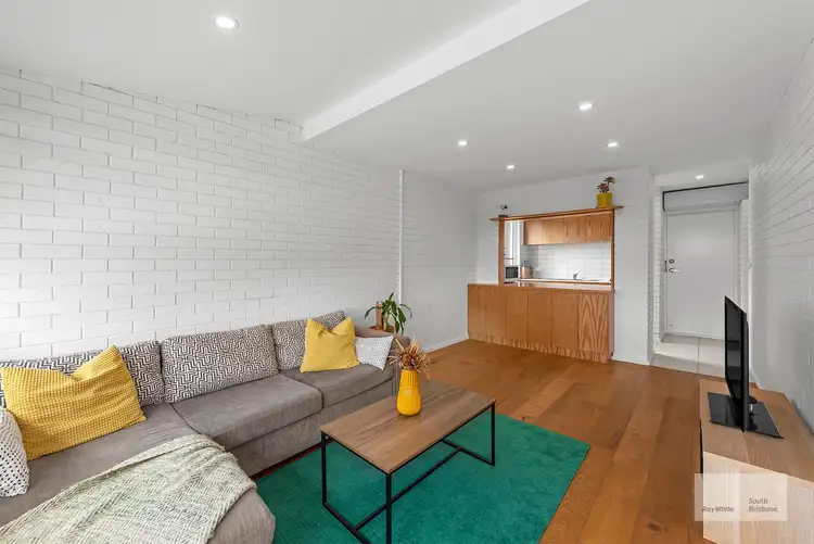 Fifth view of Homely apartment listing, 8/23 Rosecliffe Street, Highgate Hill QLD 4101