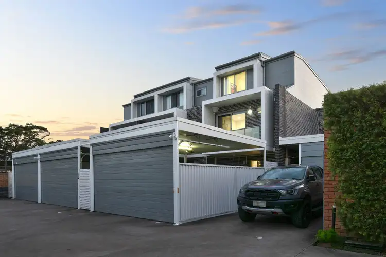9/14 Macintosh Street, Mascot NSW 2020