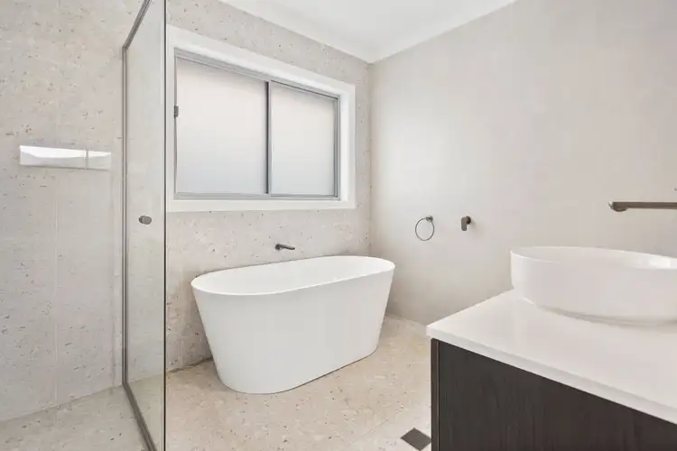 Fifth view of Homely house listing, 2 Foxground Parade, Tullimbar NSW 2527
