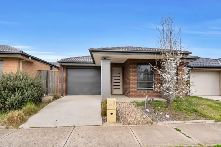34 Papas View, Wyndham Vale VIC 3024