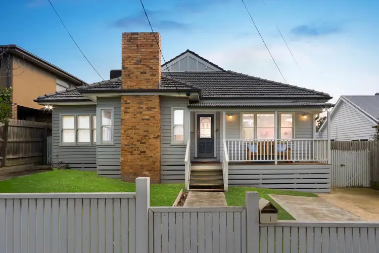 18 Crow Street, Burwood East VIC 3151