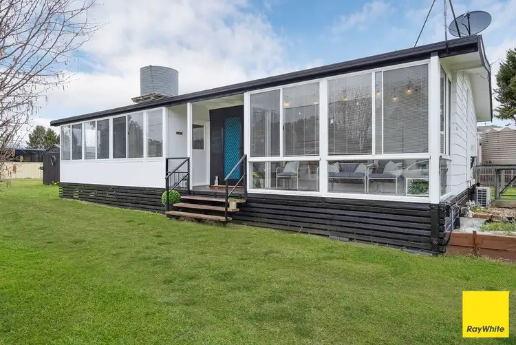 90 Molonglo Street, Bungendore NSW 2621