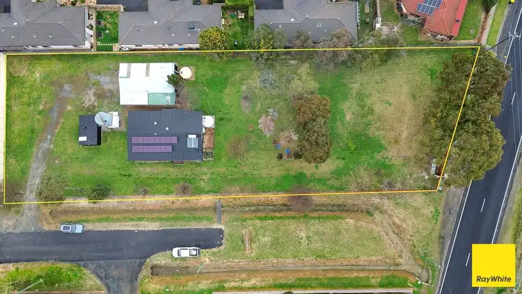 90 Molonglo Street, Bungendore NSW 2621