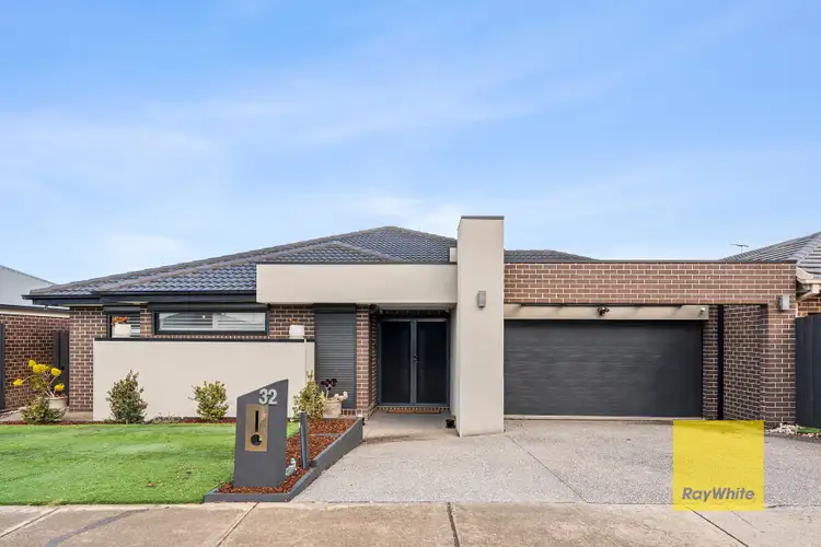 32 Tannin Way, Waurn Ponds VIC 3216