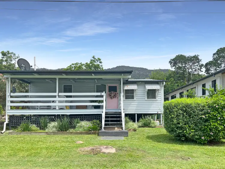 3 Edward Street, Somerset Dam QLD 4312