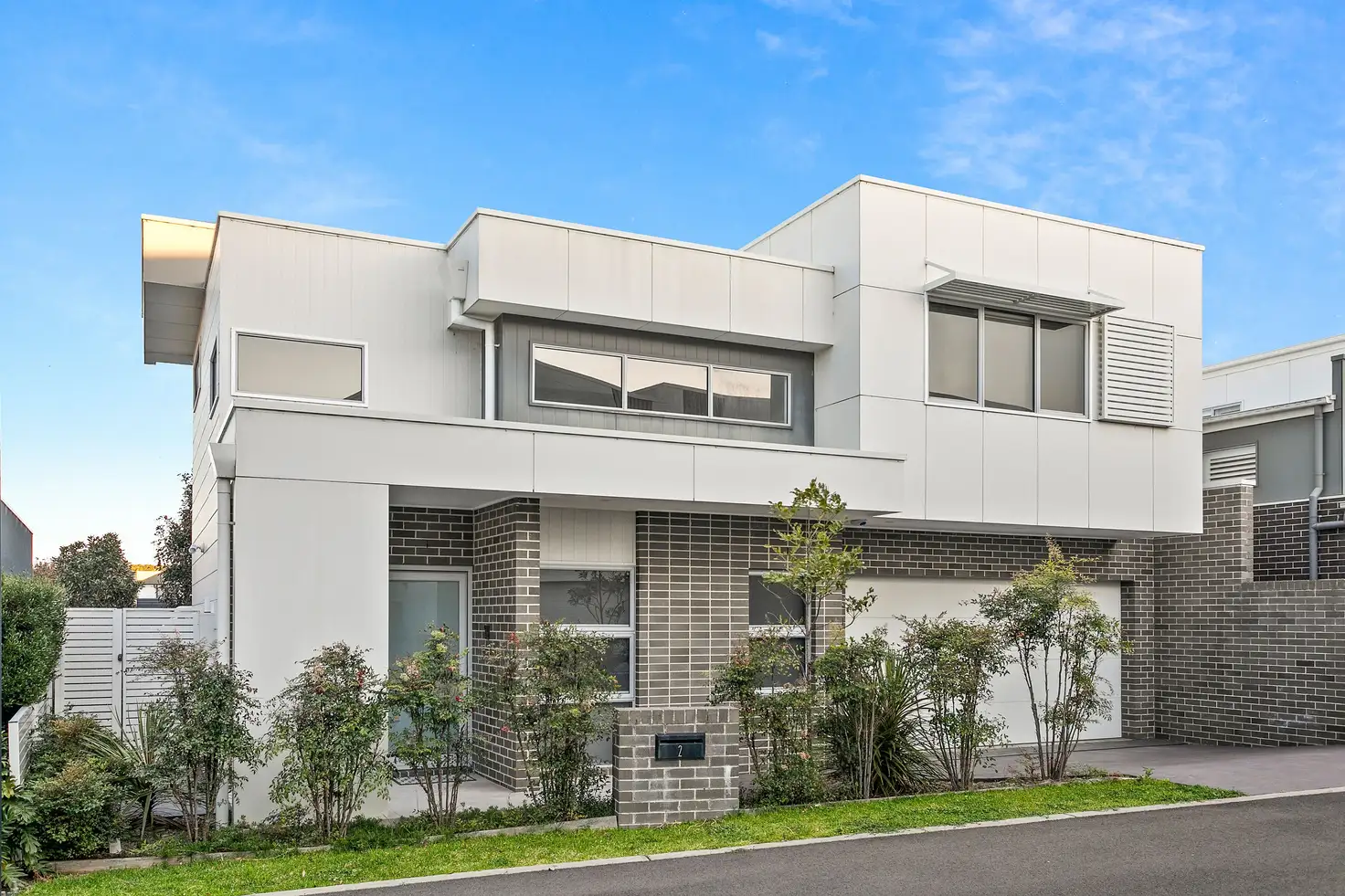 Main view of Homely townhouse listing, 2 Sails Way, Shell Cove NSW 2529