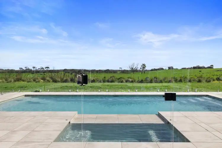 34B Leggetts Lane, Inverloch VIC 3996