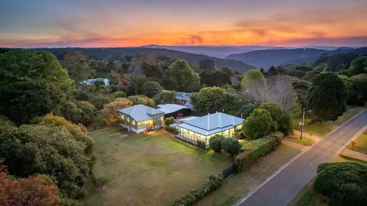 6 Ensbey Road, Flaxton QLD 4560