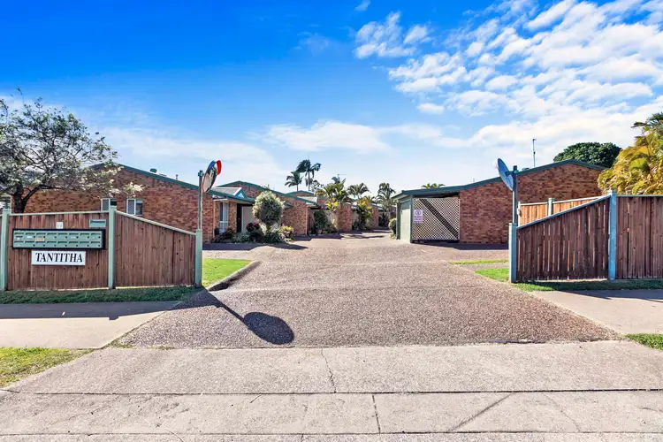 2/14 Beach Road, Pialba QLD 4655