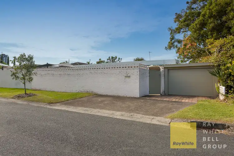 26 Bordeaux Parade, Mermaid Waters QLD 4218