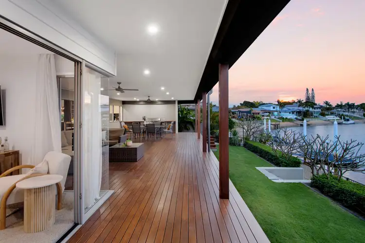 223 Markeri Street, Mermaid Waters QLD 4218