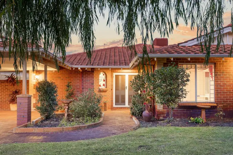 14 Prescott Drive, Murdoch WA 6150