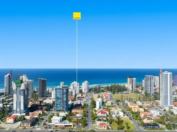 8/27 Armrick Avenue, Broadbeach QLD 4218