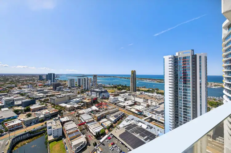 33209/9 Lawson Street, Southport QLD 4215