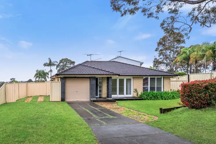 29 Falstaff Place, Rosemeadow NSW 2560