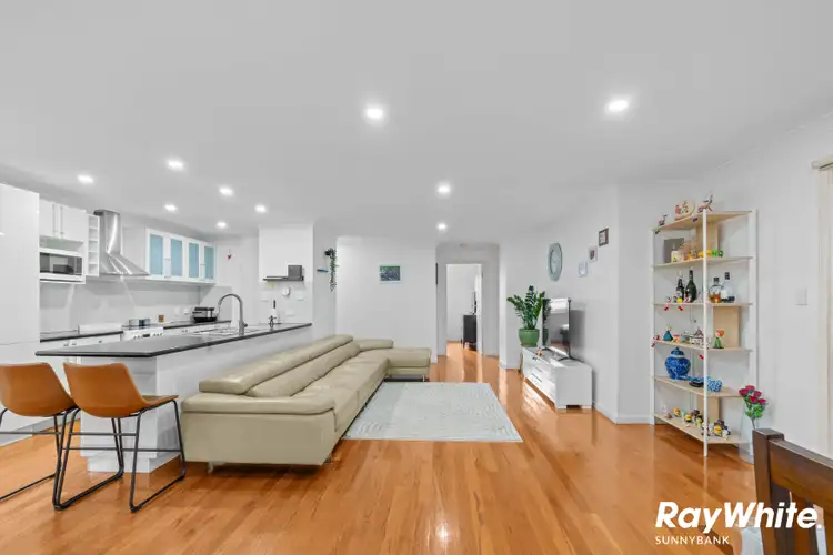 5 Voss Boulevard, Heritage Park QLD 4118
