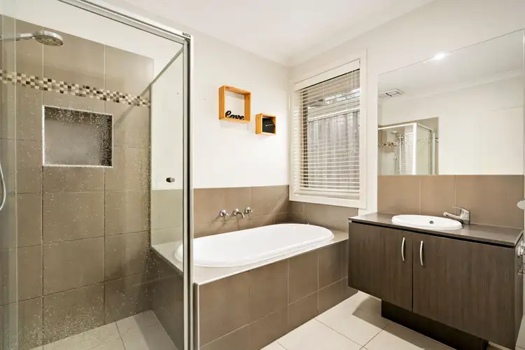 Fifth view of Homely house listing, 4 Westlander Way, Doreen VIC 3754