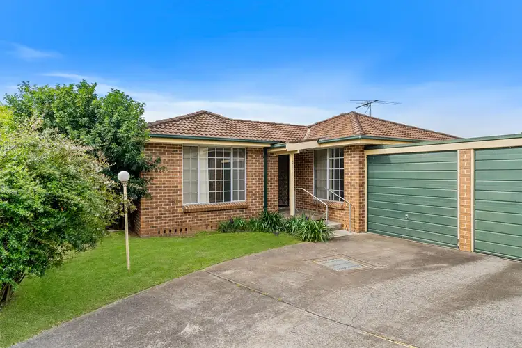 8/63 Fuchsia Crescent, Macquarie Fields NSW 2564