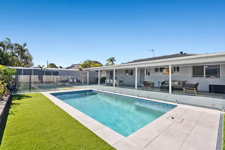 154 Markeri Street, Mermaid Waters QLD 4218