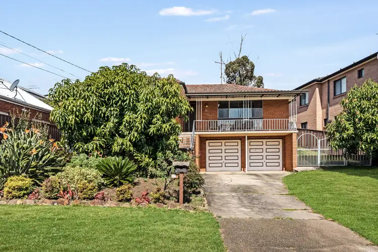 21 Caroline Crescent