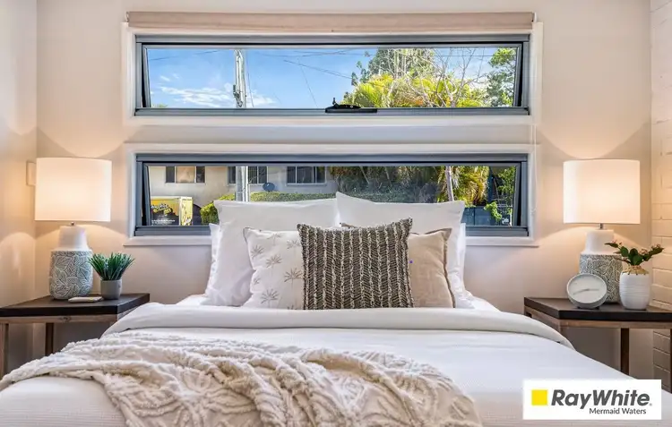 13 Rathbone Place, Labrador QLD 4215