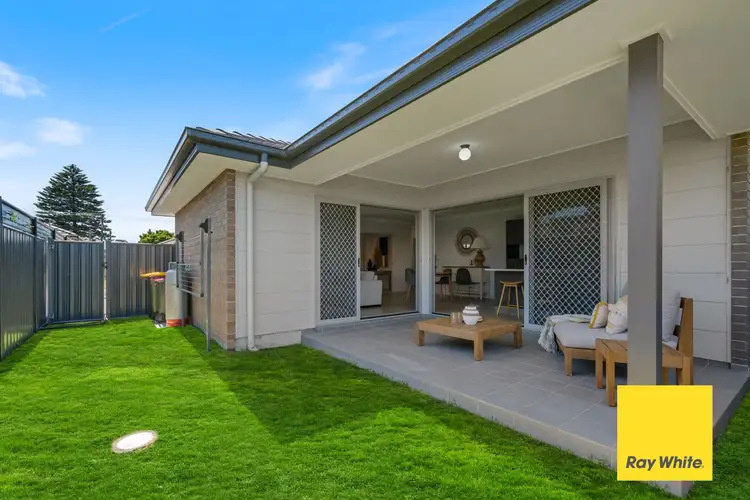 2/76 Cambridge Street, Umina Beach NSW 2257