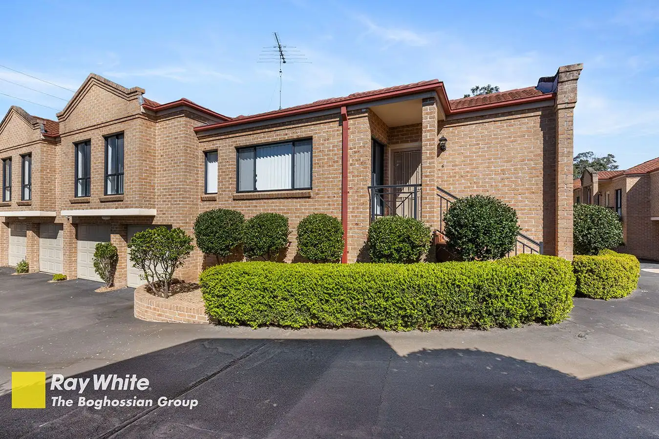 Main view of Homely villa listing, 6/2 Cahill Street, Beverly Hills NSW 2209