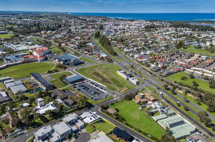 4 McPherson Crescent, Warrnambool VIC 3280