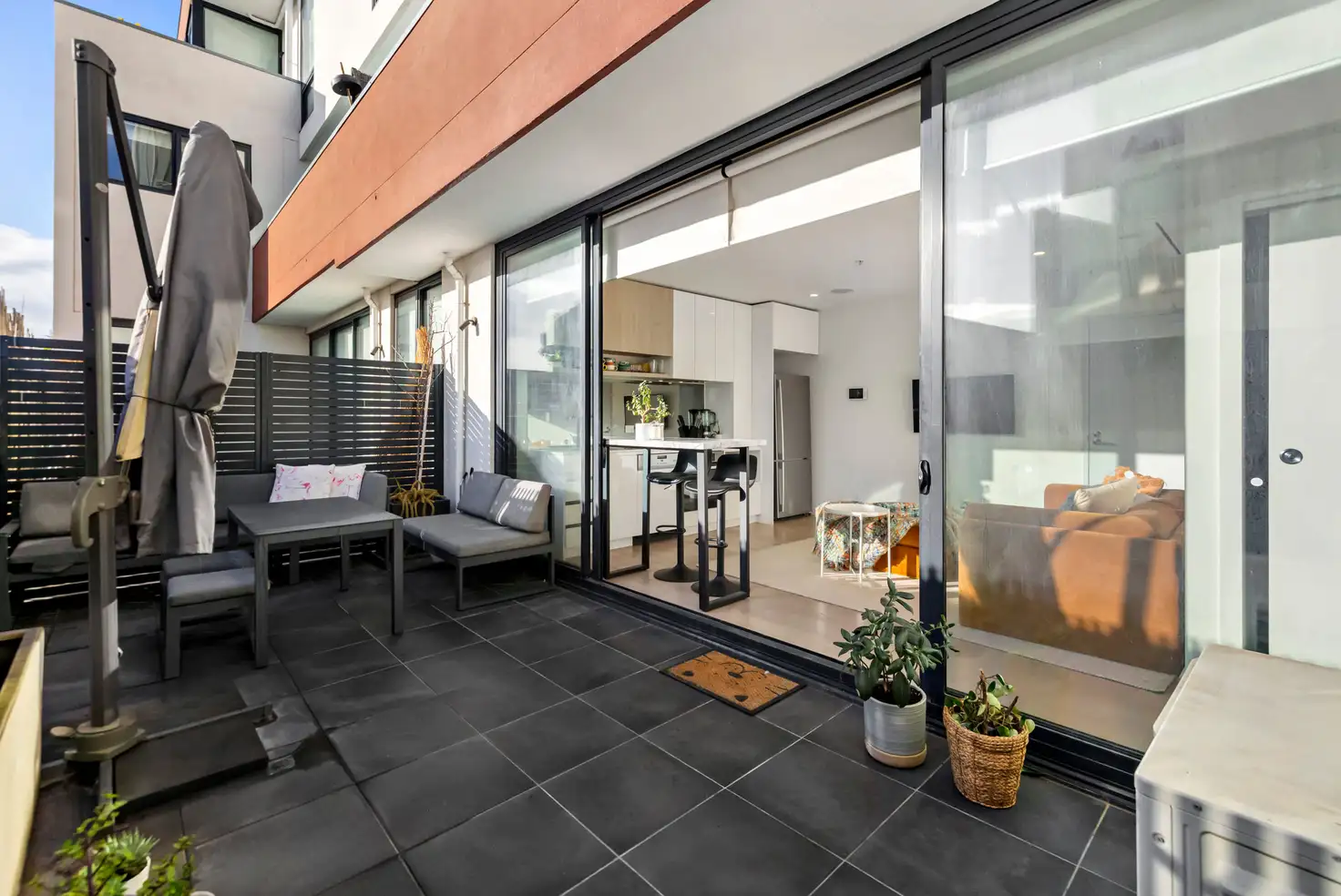 Main view of Homely apartment listing, 2/40 Mavho Street, Bentleigh VIC 3204