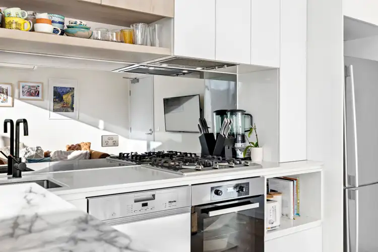 Sixth view of Homely apartment listing, 2/40 Mavho Street, Bentleigh VIC 3204