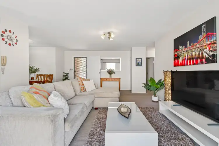 2/158 Old Cleveland Road, Coorparoo QLD 4151