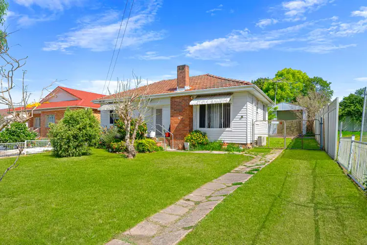 30 Kirk Avenue, Guildford NSW 2161