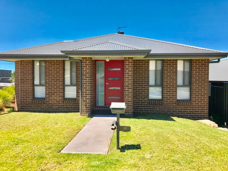 17 Brooks Reach Road, Horsley NSW 2530