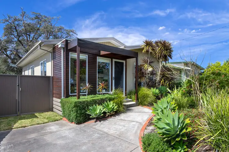91 Sixth Avenue, Rosebud VIC 3939