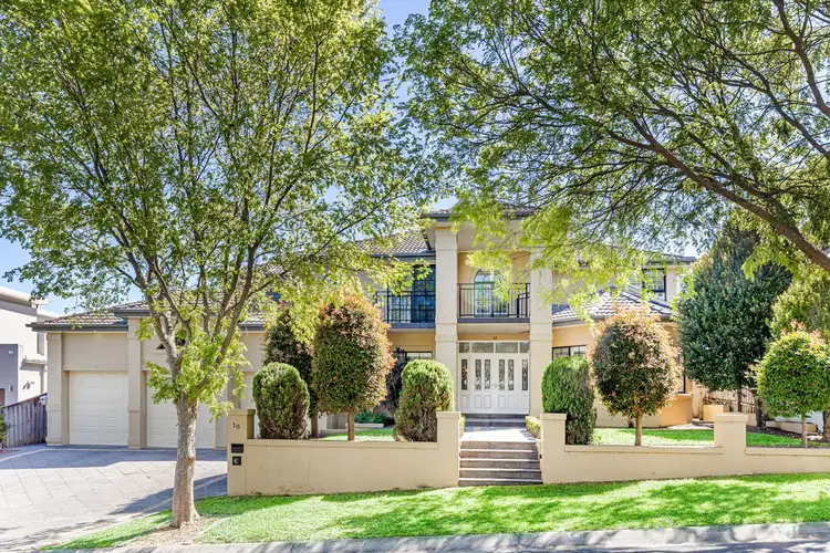 10 Pipersbrook Crescent, Bella Vista NSW 2153