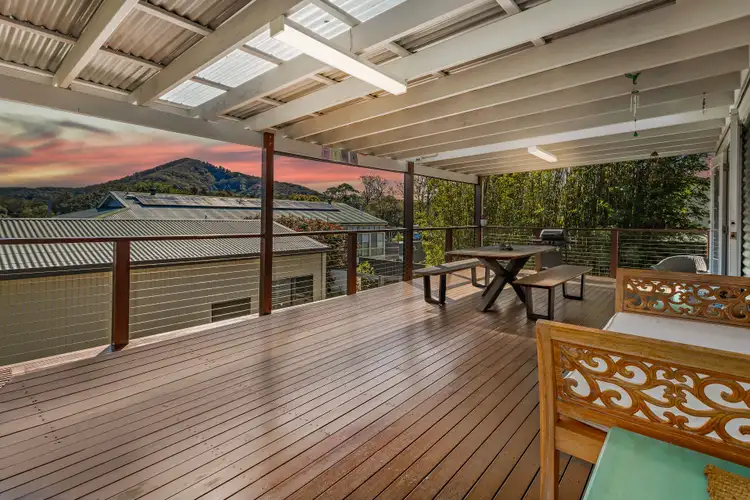 15 Renown Avenue, Shoalhaven Heads NSW 2535