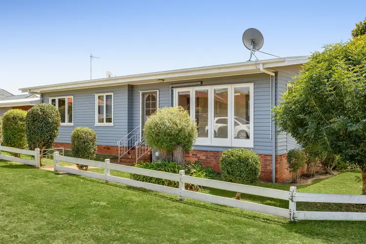 5 Jewell Street, Centenary Heights QLD 4350