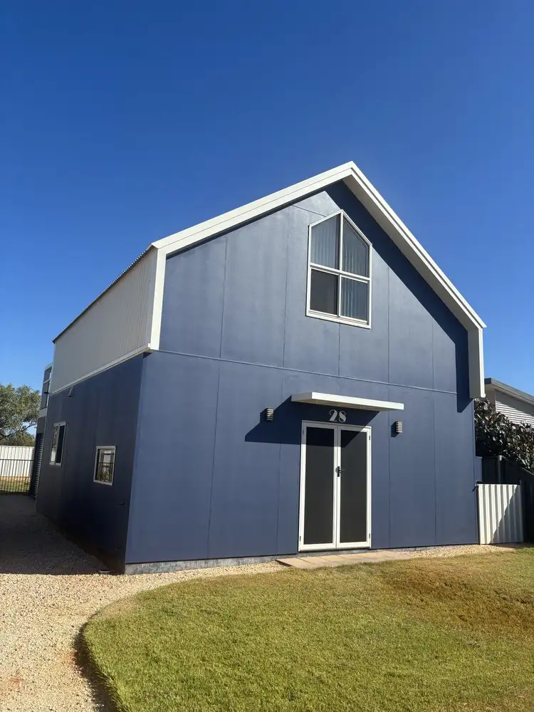 28 Searaven Crescent, Exmouth WA 6707