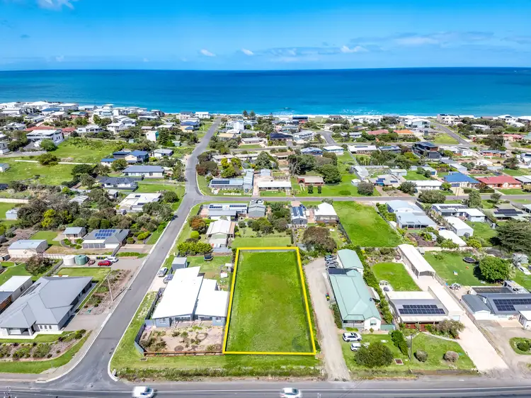 17 Port Elliot Road, Port Elliot SA 5212